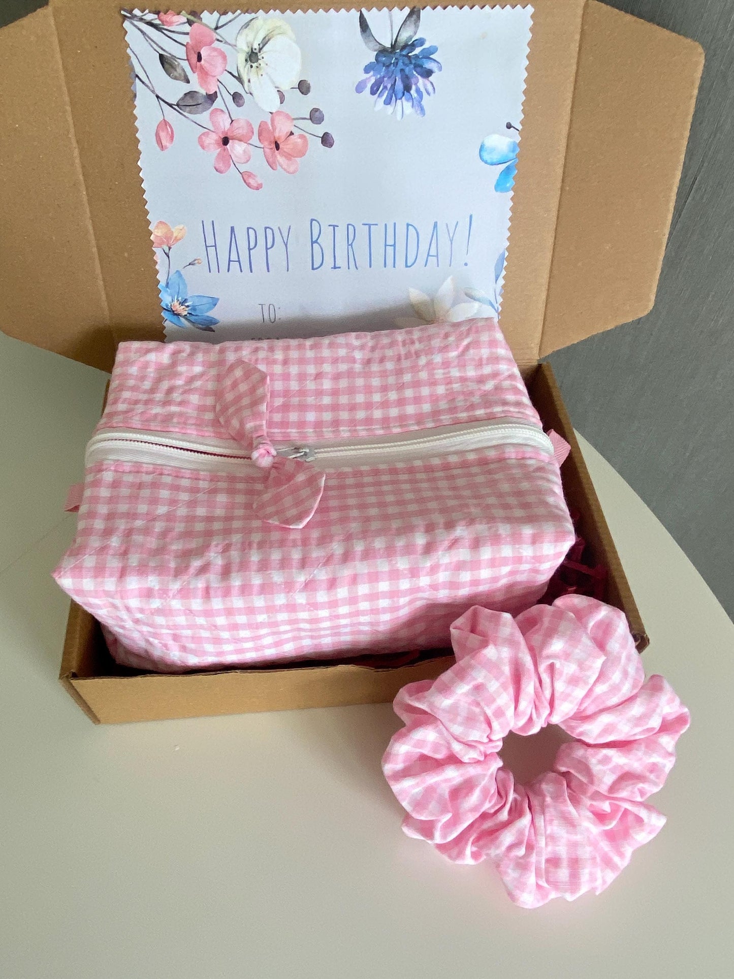 Pink Gingham Gift Box: Quilted Makeup Bag & Scrunchie