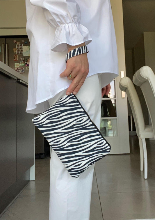 Zebra Print Wristlet Evening Clutch Bag Unique Linen Fabric Chic Nigth Clutch Bag Cottagecore Style Everyday Use Bag
