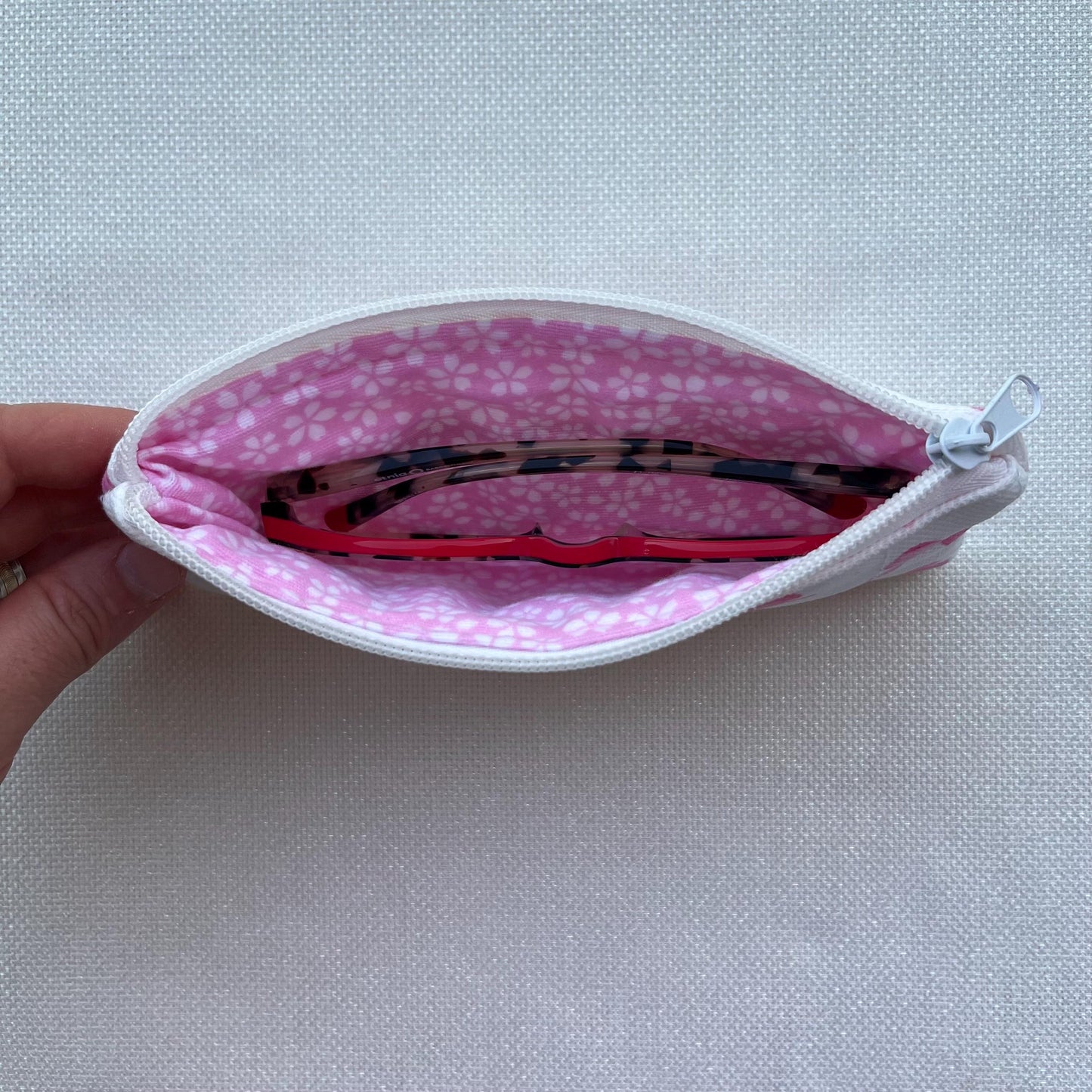 Handmade Quilted Pencil Case: Pink Bow Cotton Zipper Pouch