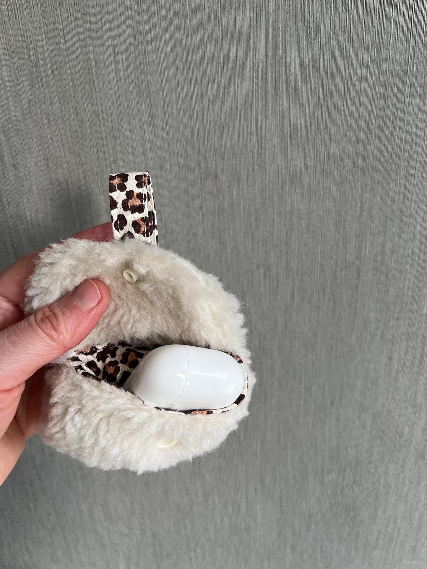 Handmade Fluffy AirPods Pouch: Aesthetic Puffy Earbud Case with Heart Snap Padded Tech Accessory Organizer